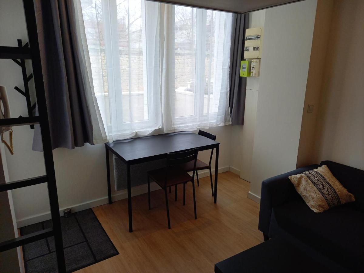 Studio Avec Terrasse En Residence Calme A Dijon. Eksteriør billede